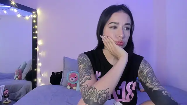 ValeriaCox online show from 02/20/25, 11:10