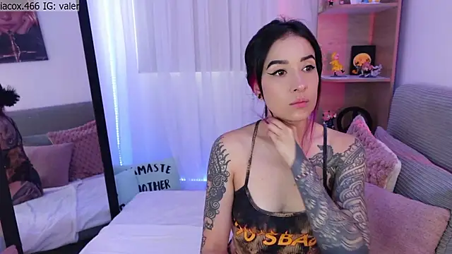 ValeriaCox online show from 02/21/26, 12:39