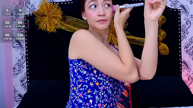 SaaraBrown online show from 12/22/25, 12:35