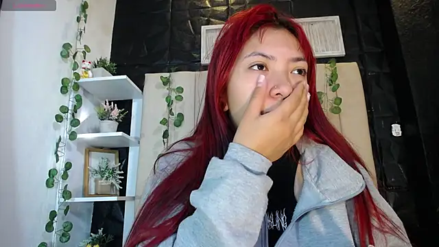 Mia Rinn online show from 02/10/25, 01:11