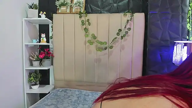 Mia Rinn online show from 12/04/25, 02:37