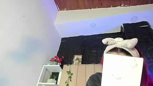 Mia Rinn online show from 02/12/26, 12:44