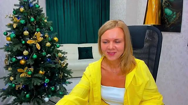 AgathaKlouin online show from 12/15/24, 05:13