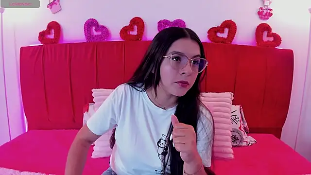 Alice Summer1 online show from 02/06/26, 09:40