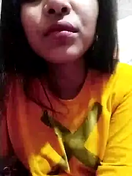 Hotty-Divya online show from 12/26/24, 09:22