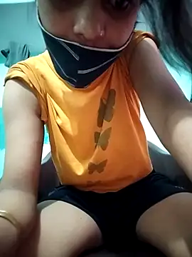 Hotty-Divya online show from 09/15/25, 02:55