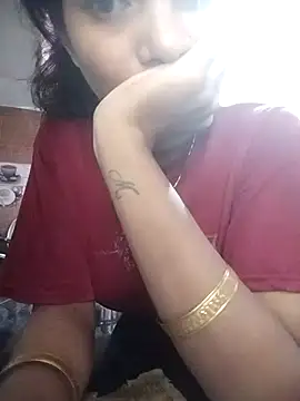 Hotty-Divya online show from 10/08/25, 06:44