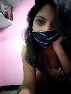 Hotty-Divya online show from 11/02/25, 08:39