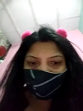 Hotty-Divya online show from 04/02/26, 02:47