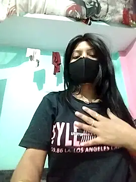 Hotty-Divya online show from 04/16/26, 08:59