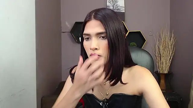 Snapshot of Greys_ath chatting on 01/28/25, 03:36 Greys ath online show from 01/28/25, 03:36