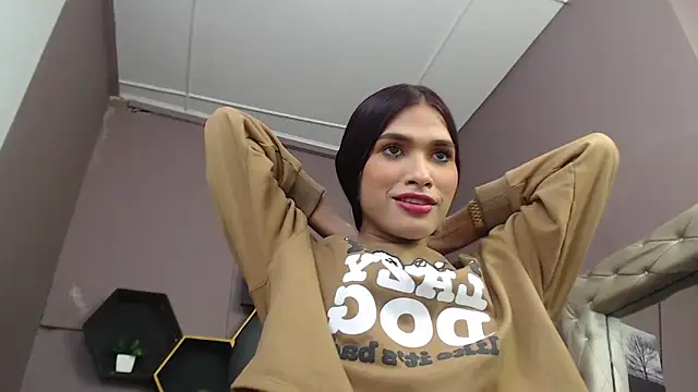 Snapshot of Greys_ath chatting on 02/02/25, 06:37 Greys ath online show from 02/02/25, 06:37