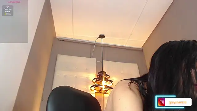 Snapshot of Greys_ath chatting on 10/09/25, 04:10 Greys ath online show from 10/09/25, 04:10