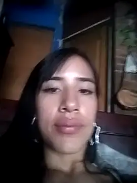 Snapshot of Avi_Thomsonn chatting on 01/18/25, 11:54 Avi Thomsonn online show from 01/18/25, 11:54