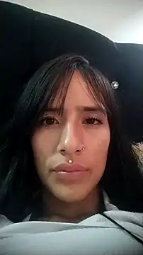 Snapshot of Avi_Thomsonn chatting on 10/22/25, 09:25 Avi Thomsonn online show from 10/22/25, 09:25