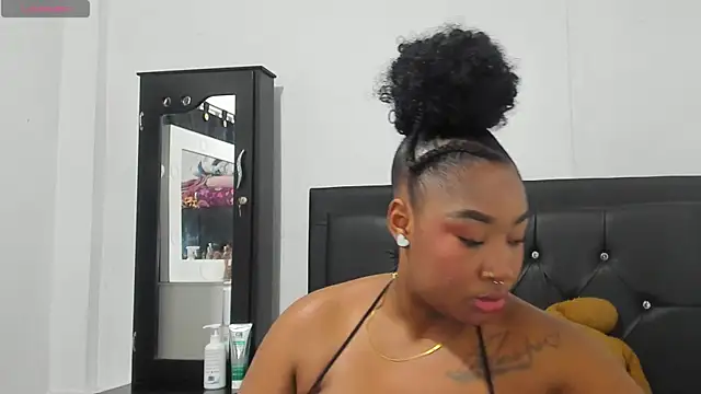 Natassha brown1 online show from 10/16/25, 01:06