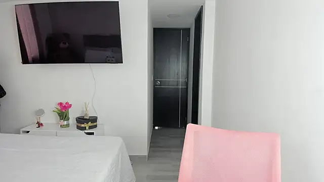 Ori valentina online show from 03/12/25, 07:28