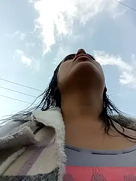 Lesly 10- online show from 01/12/25, 10:22