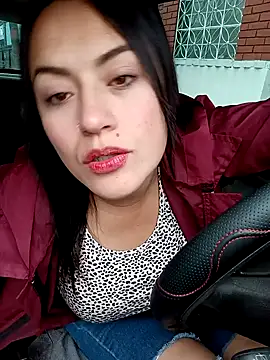 Lesly 10- online show from 01/27/25, 02:02