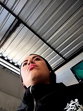 Lesly 10- online show from 11/07/25, 01:55