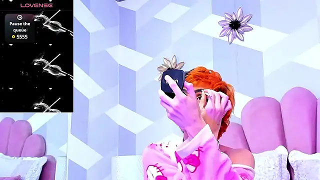 KylieMonnett online show from 02/05/25, 07:53