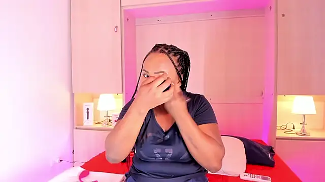 EmilyyStuart online show from 02/14/25, 03:43