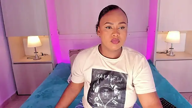 EmilyyStuart online show from 05/16/26, 03:36