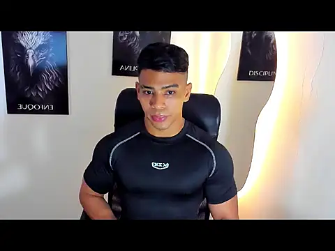 Andrew wolf7 online show from 12/10/24, 03:52