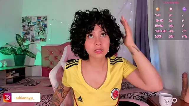 adriannyp 1 online show from 03/10/25, 09:07