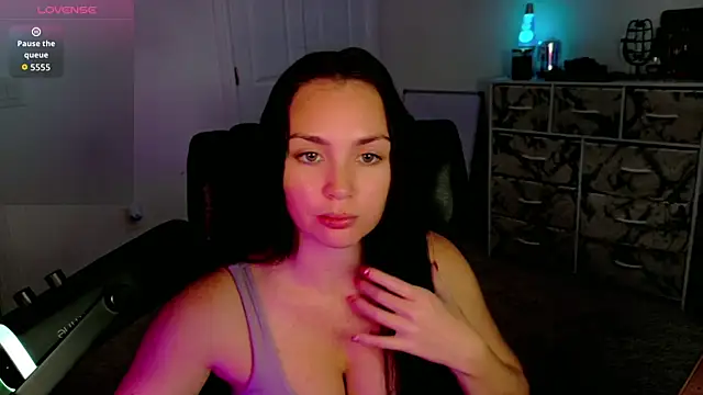 sweetsariaah online show from 12/19/25, 07:54