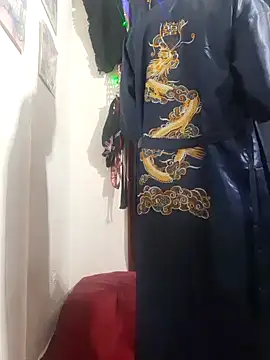 Snapshot of yezz3011 chatting on 01/04/25, 04:55 yezz3011 online show from 01/04/25, 04:55