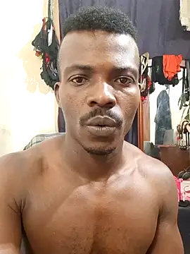 Snapshot of yezz3011 chatting on 11/21/25, 09:13 yezz3011 online show from 11/21/25, 09:13