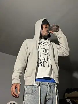 SluttyLyfe4L online show from 01/14/26, 04:56