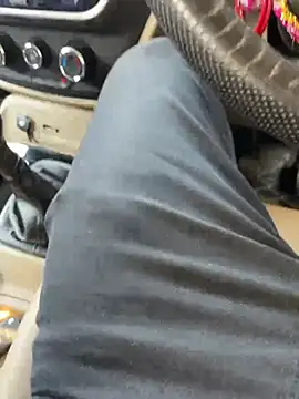 Snapshot of SnapIDRakesh4 chatting on 03/21/25, 10:39 SnapIDRakesh4 online show from 03/21/25, 10:39