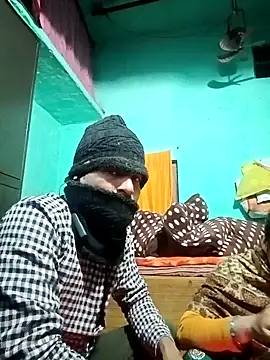 Snapshot of Lustyful_Couple chatting on 01/07/25, 01:46 Lustyful Couple online show from 01/07/25, 01:46