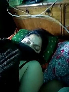 Snapshot of Lustyful_Couple chatting on 01/07/25, 08:10 Lustyful Couple online show from 01/07/25, 08:10