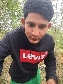 Valentinacuc online show from 04/04/26, 12:02