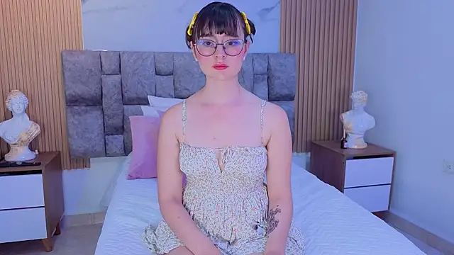 Khalifa fletcher online show from 01/12/26, 11:43