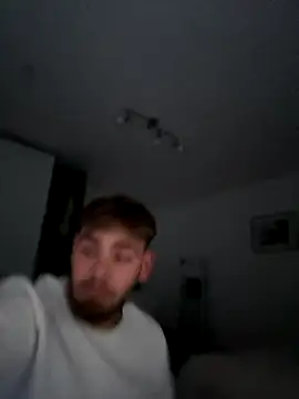 JuNIs  online show from 09/08/25, 10:09