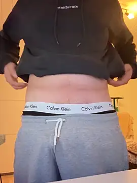 JuNIs  online show from 09/23/25, 09:18