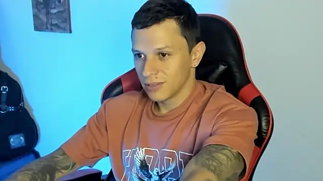 Snapshot of goodboy69l chatting on 02/08/26, 12:19 goodboy69l online show from 02/08/26, 12:19