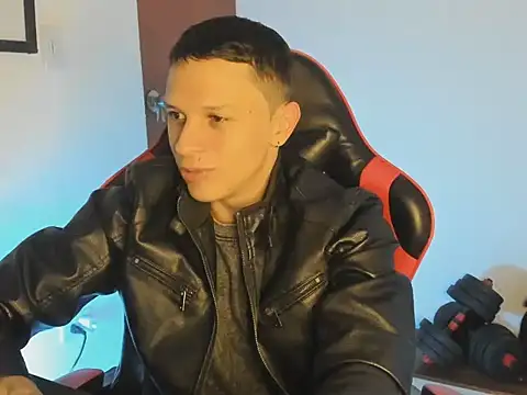 Snapshot of goodboy69l chatting on 07/15/26, 04:23 goodboy69l online show from 07/15/26, 04:23
