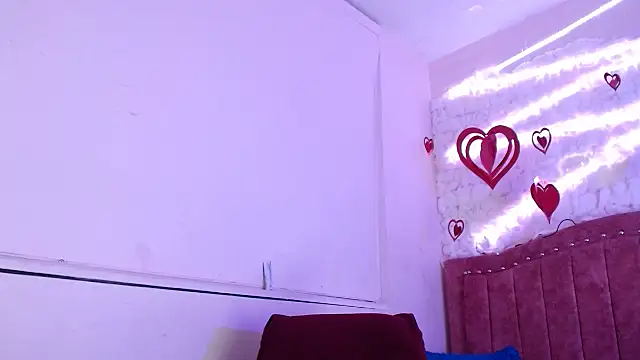 Snapshot of SarahStones chatting on 02/28/25, 07:58 SarahStones online show from 02/28/25, 07:58