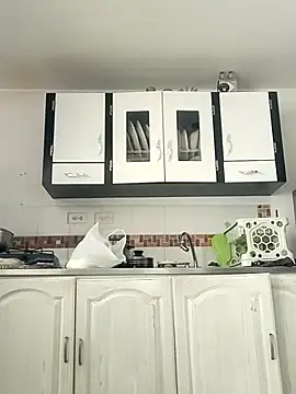 Madisonpalacio online show from 03/01/25, 01:51