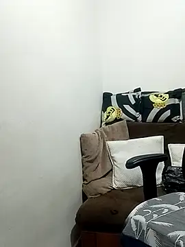 Madisonpalacio online show from 11/03/25, 12:02