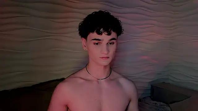 Snapshot of adam_21cm__ chatting on 03/13/25, 04:34 adam 21cm online show from 03/13/25, 04:34