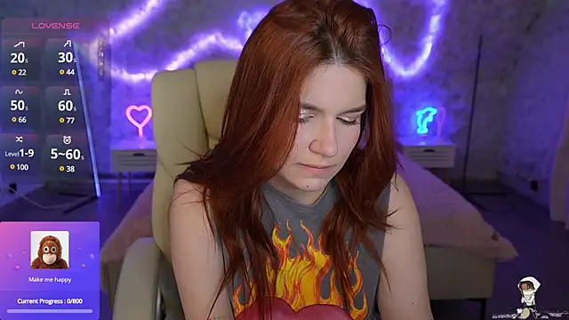 Snapshot of RedShinee chatting on 02/28/25, 10:41 RedShinee online show from 02/28/25, 10:41