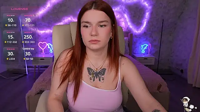 Snapshot of RedShinee chatting on 03/01/25, 07:48 RedShinee online show from 03/01/25, 07:48