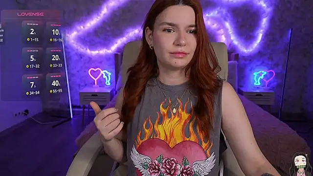 Snapshot of RedShinee chatting on 03/11/25, 07:15 RedShinee online show from 03/11/25, 07:15