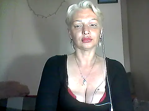 Snapshot of MaryJane441 chatting on 06/03/26, 08:25 MaryJane441 online show from 06/03/26, 08:25